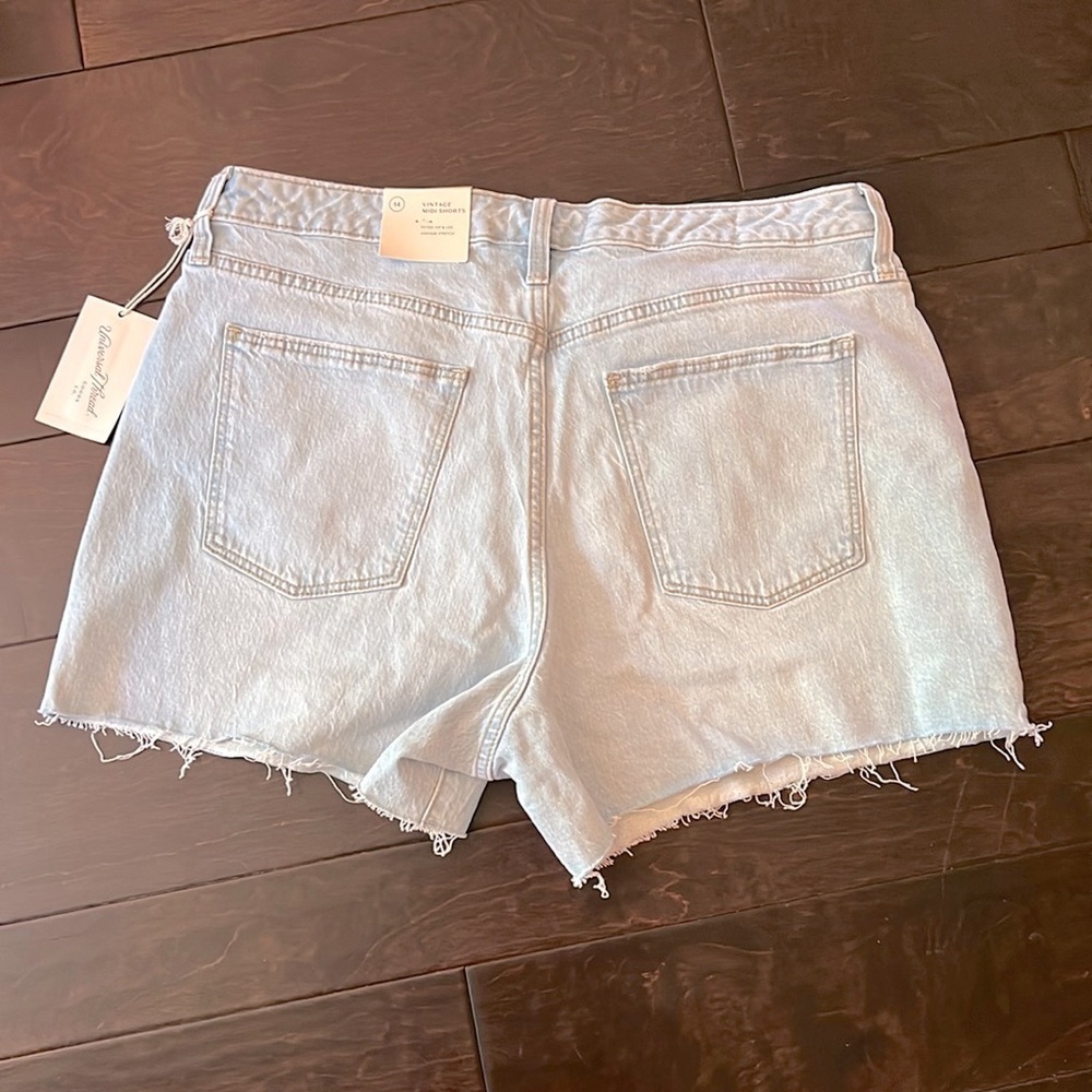 Universal Thread vintage midi shorts NWT